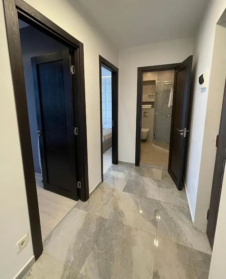 Apartments At Like House バトゥーミ