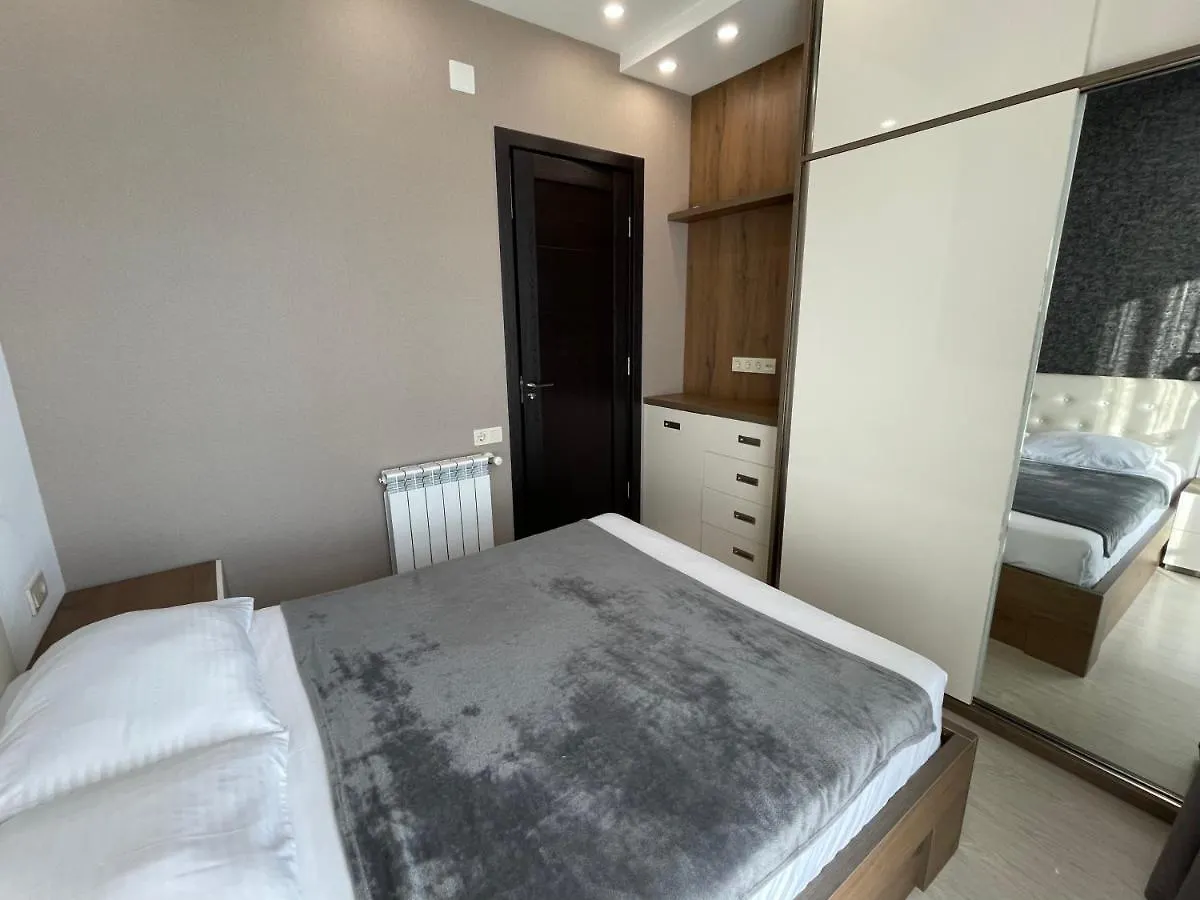 Apartments At Like House バトゥーミ