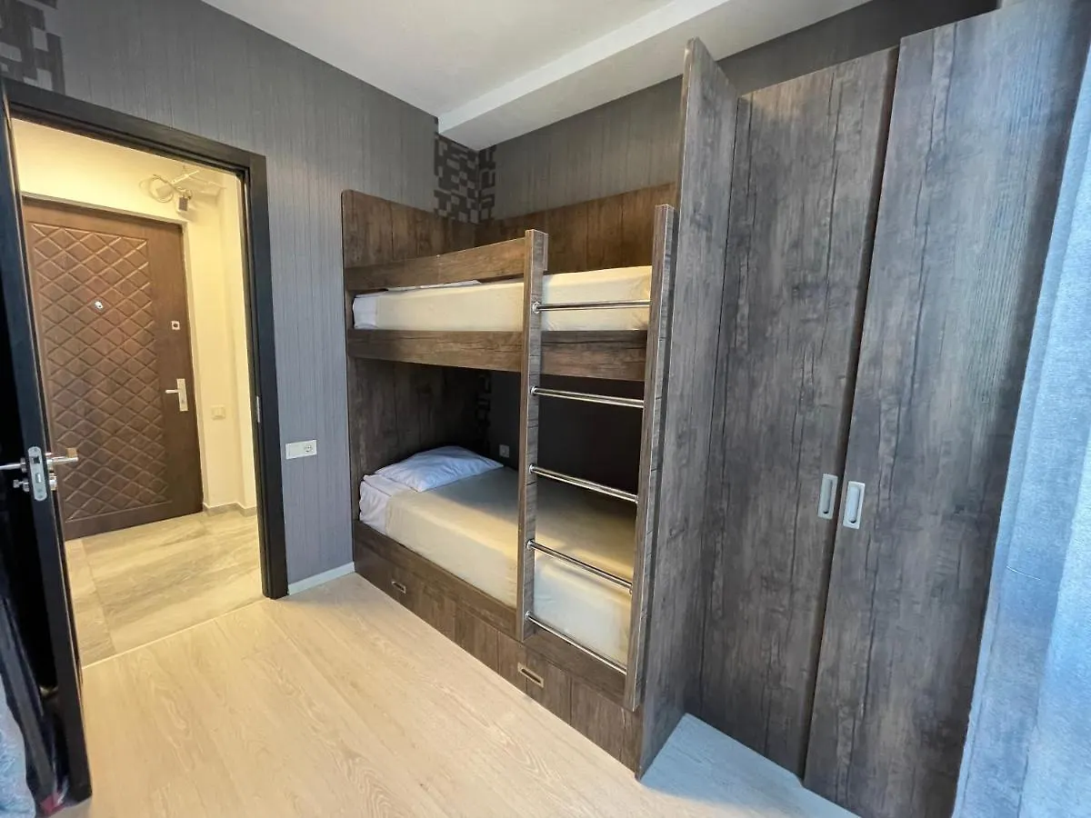 Apartments At Like House バトゥーミ